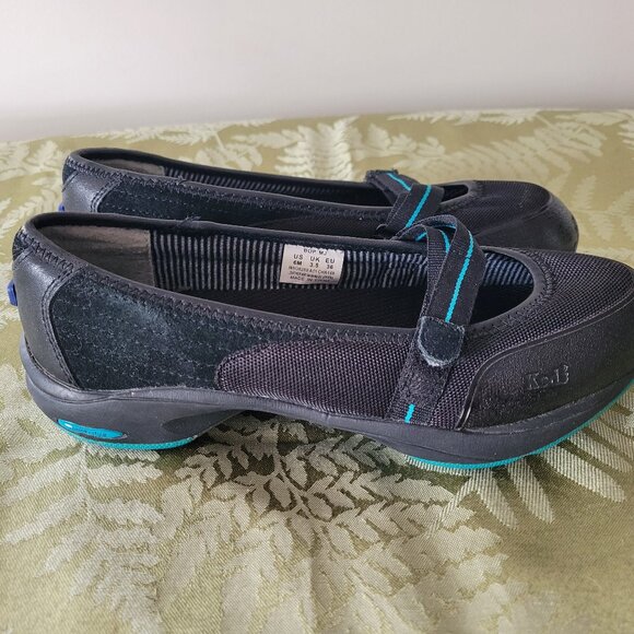Keds Mary Jane Flats - Picture 3 of 5